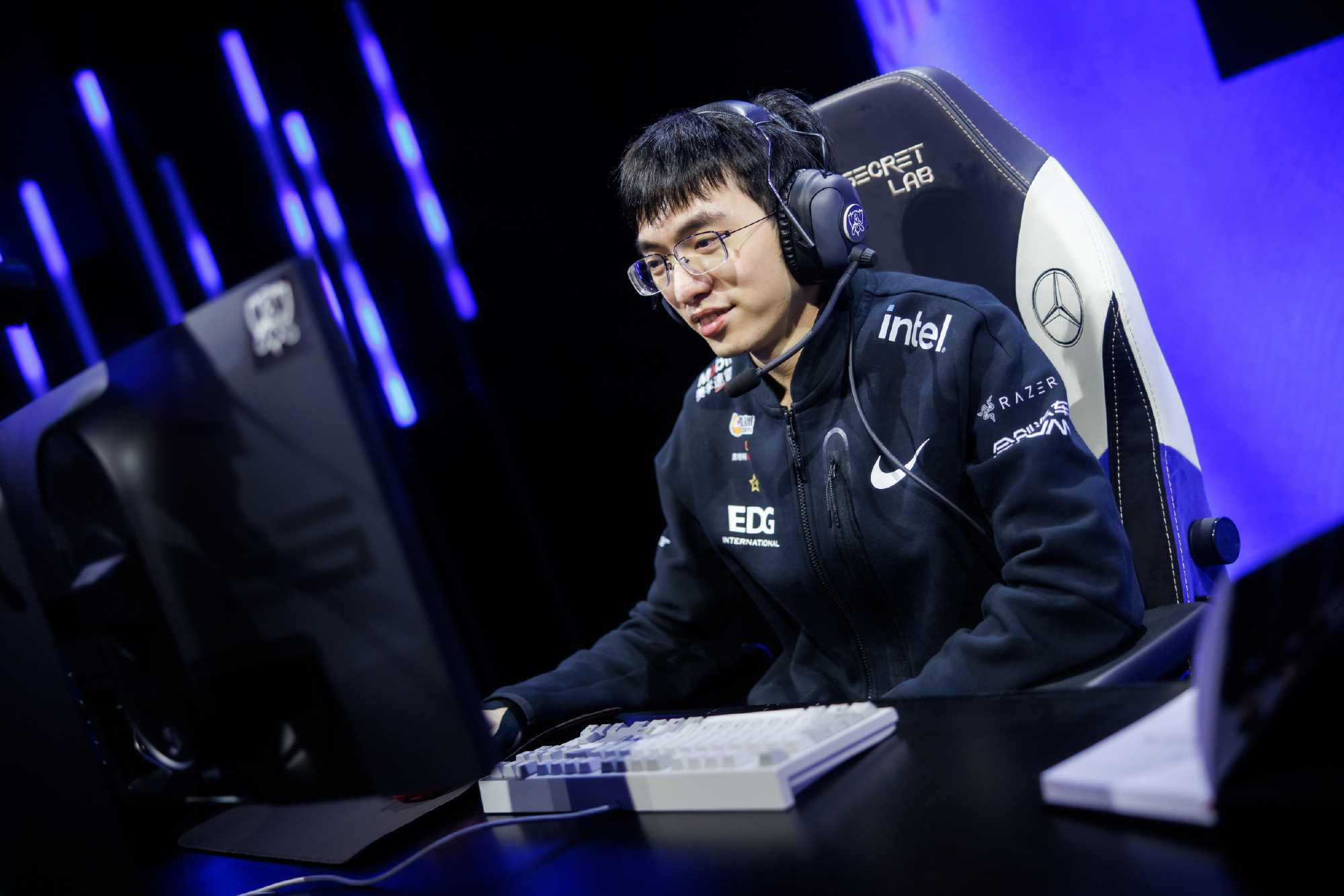 DRX绝杀JDG,Clid操刀奇招英雄翻盘成都决赛之夜3:2(东京) DRX绝杀JDG,Clid操刀奇招英雄翻盘成都决赛之夜3:2(东京)