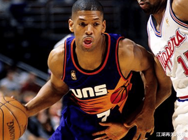 全明星大前锋缺席比赛,球队遭受打击 全明星大前锋缺席比赛,球队遭受打击