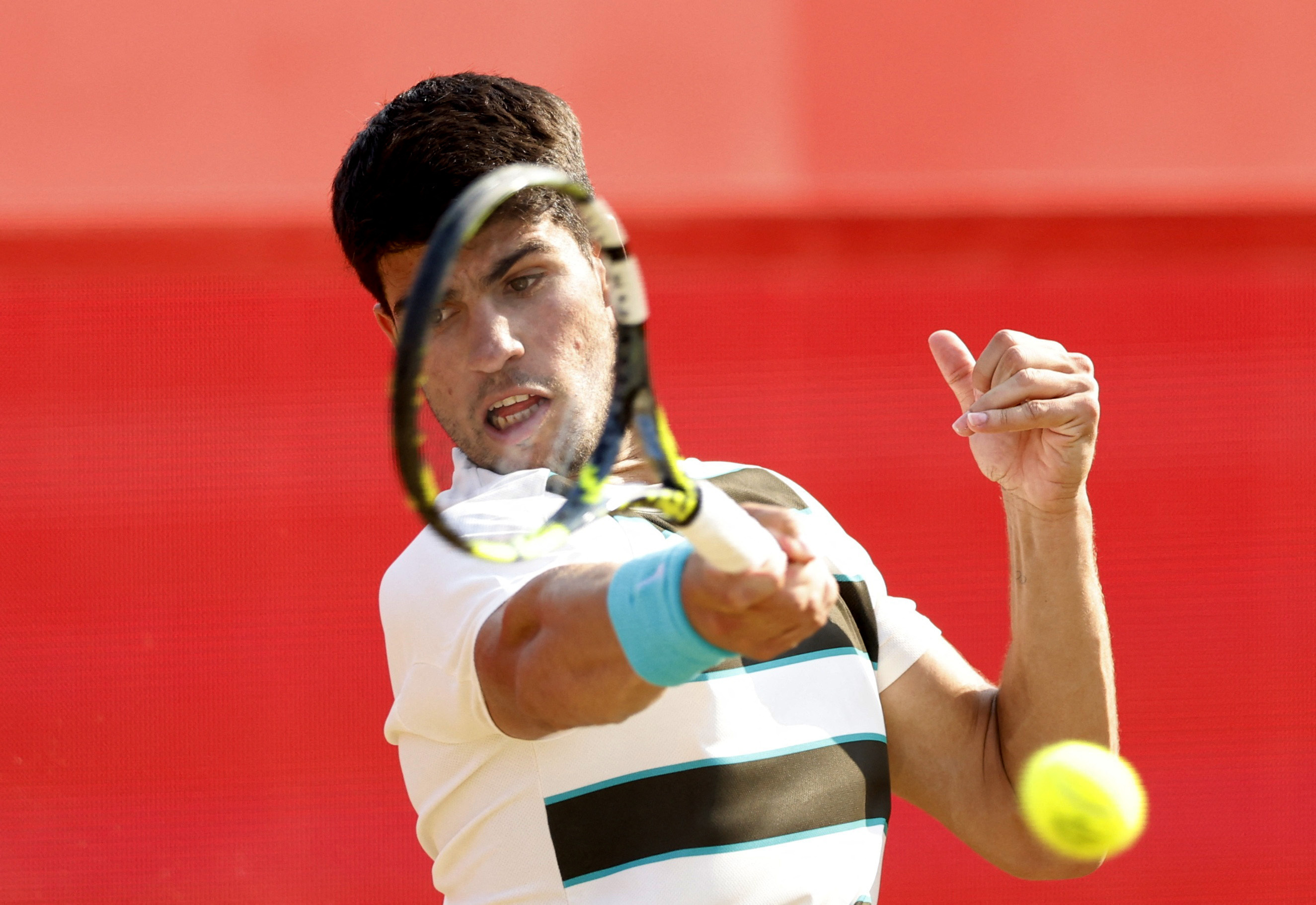 英国网球队爆冷意大利网球队,阿尔卡拉斯送出助攻 英国网球队爆冷意大利网球队,阿尔卡拉斯送出助攻