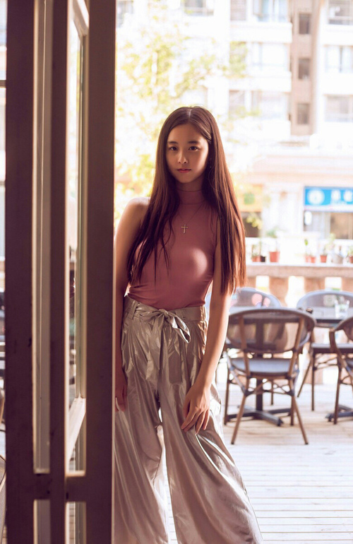 北欧风暴与赛道霸主,瑞典绝杀曼联与巴尔韦德F1年度争冠的辉煌一夜